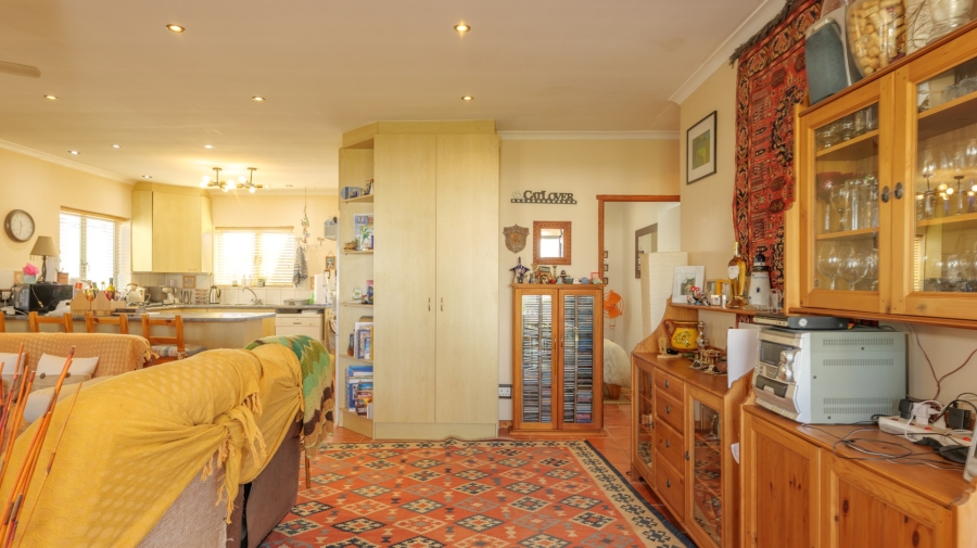 3 Bedroom Property for Sale in Suiderstrand Western Cape